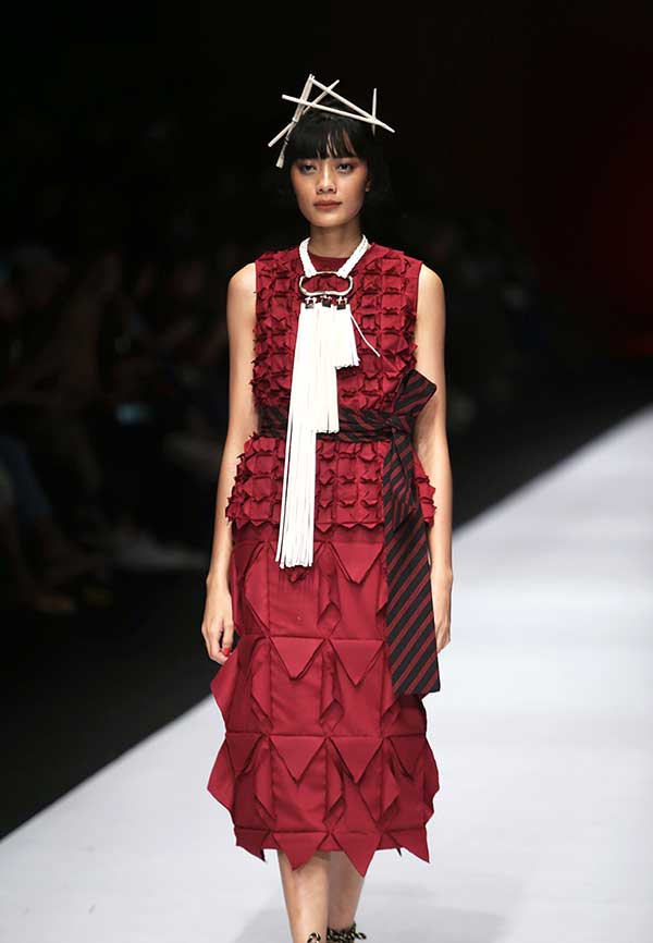 Yunita Kosasih x The Theme