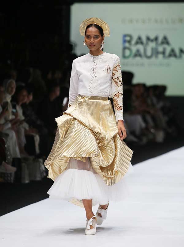 CRYSTALLURE | JAKARTA FASHION WEEK